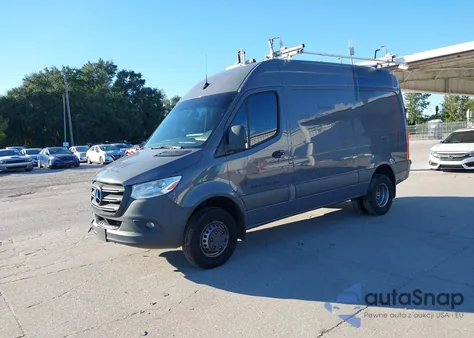 2019 Mercedes-Benz Sprinter 3500 High Roof V6 z USA, uszkodzony, nr VIN WD3PF0CD9KT009657